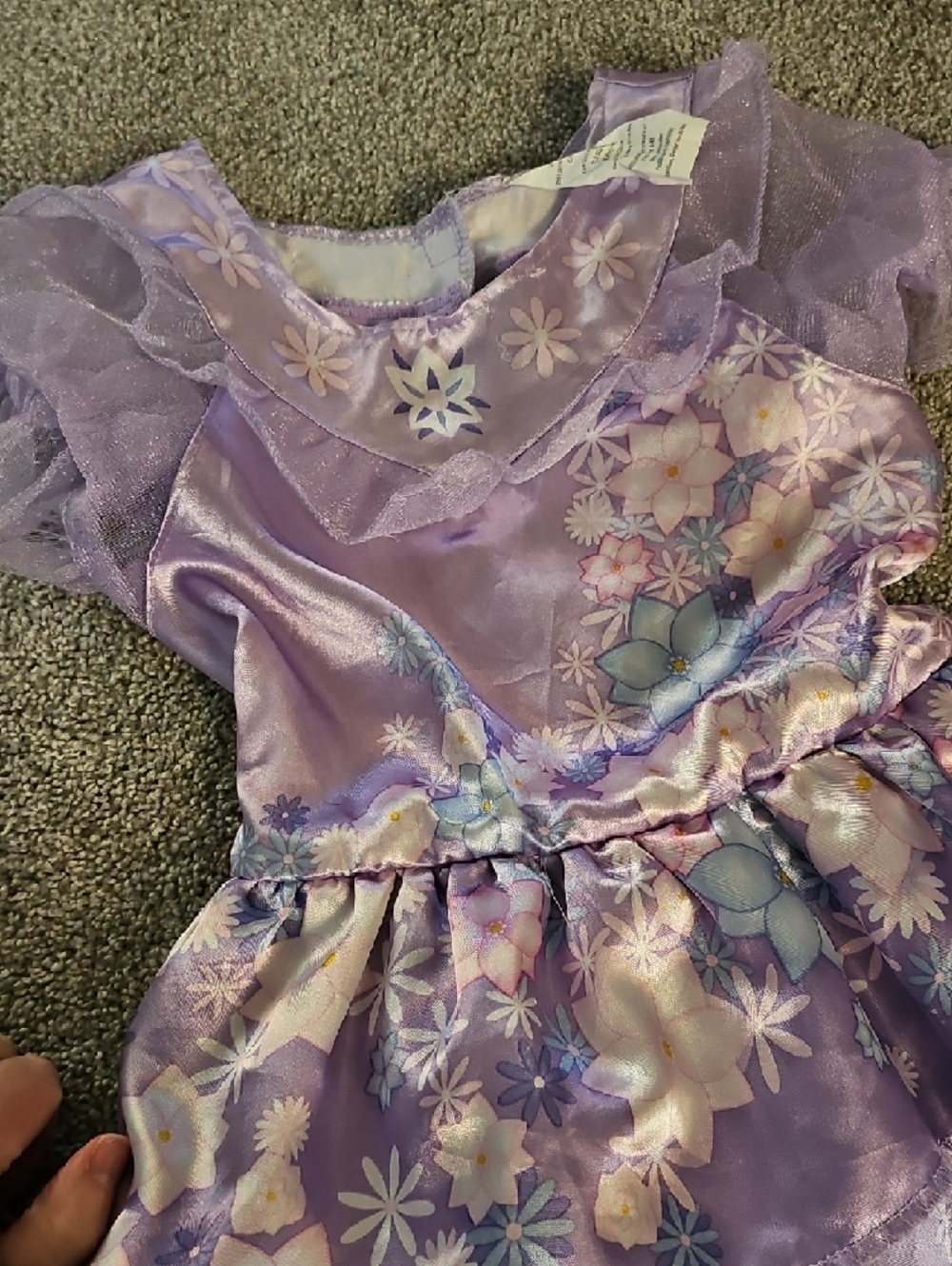 K3🔹️Disney Encanto Isabella Purple Floral Dress Costume And Matching Doll - Picture 3 of 6